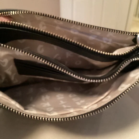 Aimee Kestenberg Black Crossbody Bag - Picture 5 of 6